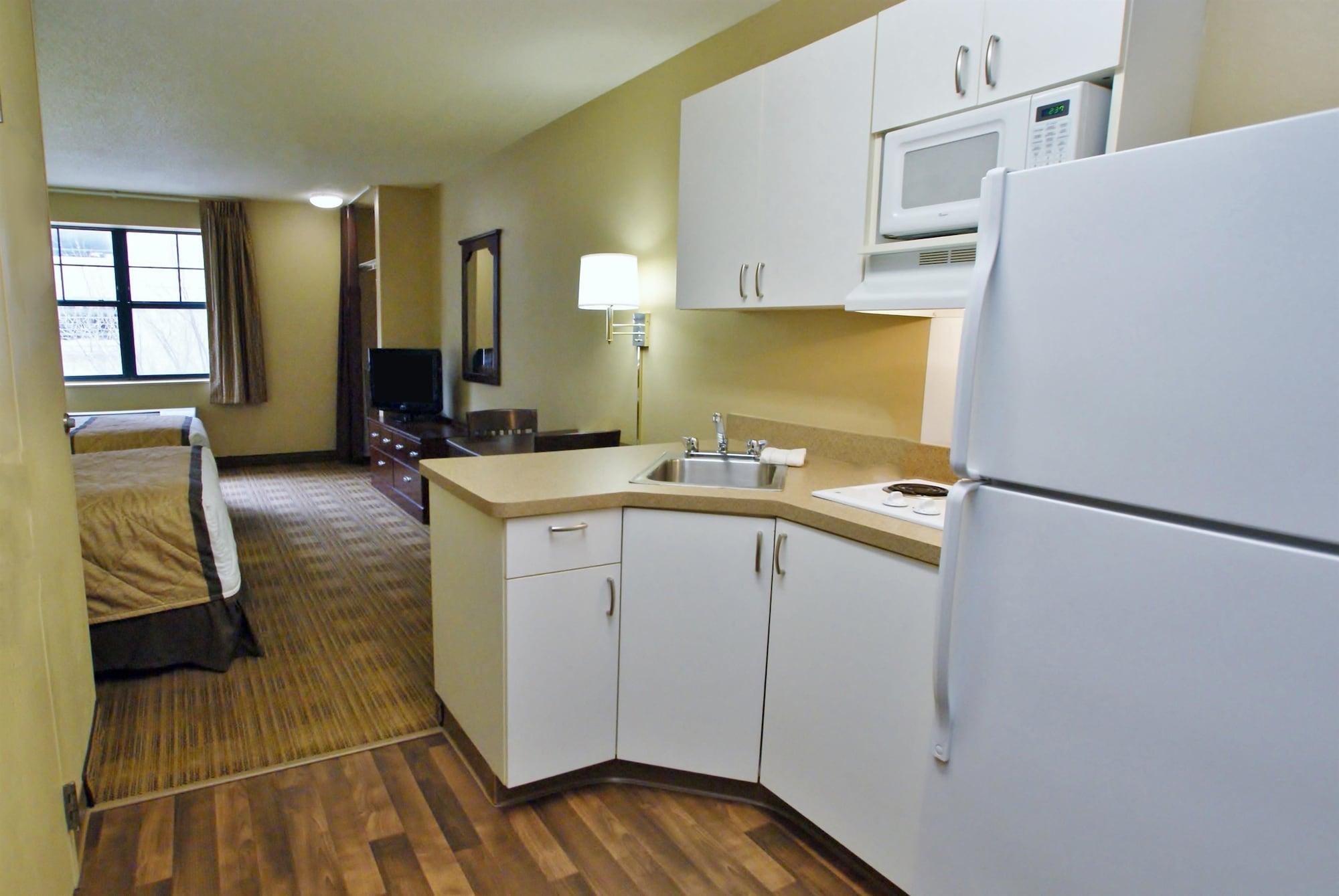 Extended Stay America Suites - Kansas City - Overland Park - Quivira Rd Lenexa Exterior photo